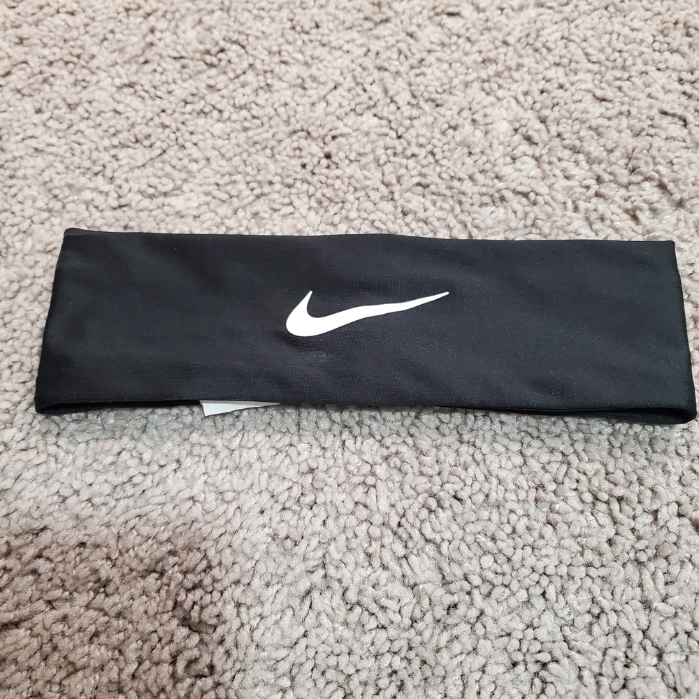 Nike Black Headband